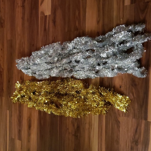 Vintage. Variety of Garlands. Medium shade mauve color is all 1 strand. - Picture 9 of 9